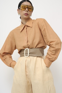 Imagem do Camisa linho laranja manga longa bordada