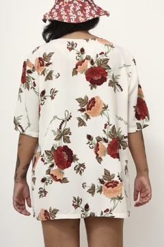 Camisa branca flores vermelha ampla longa vintage - loja online