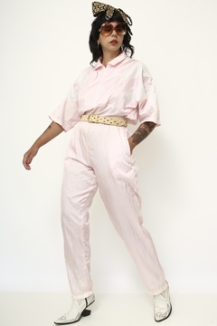 Conjunto rosa jaqueta + calça vintage na internet
