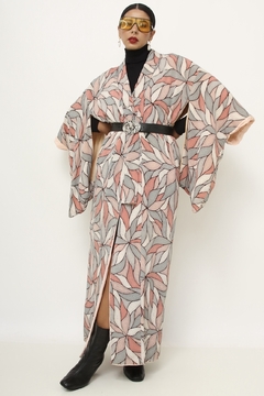 Kimono rosa forrado estampado vintage - comprar online