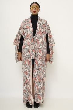 Kimono rosa forrado estampado vintage - Capichó Brechó