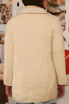 Casaco pura lã ombreira off white  forrado vintage na internet