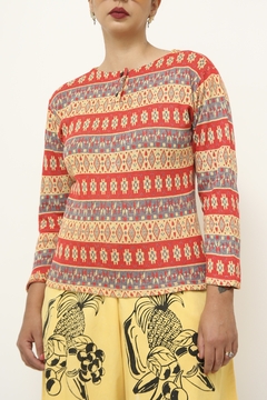 Blusa manga longa vermelha e amarela vintage - comprar online