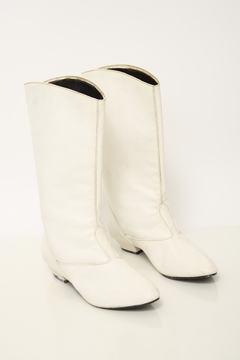 Bota branca store xuxa