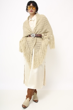 Poncho vintage creme franjas - comprar online