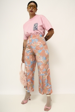 Calça acetinada rosa estampada - comprar online