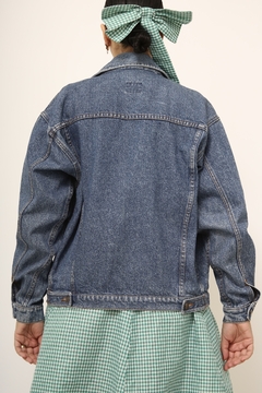 Jaqueta jeans vintage classica na internet