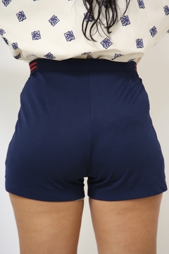 Shorts curto vintage azul na internet