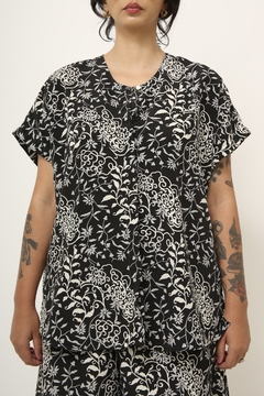 Conjunto camisa + bermuda estampa preto e branca - comprar online
