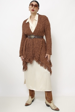 Cardigan marrom franjas western