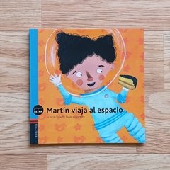 Martín viaja al espacio-Pequeletras