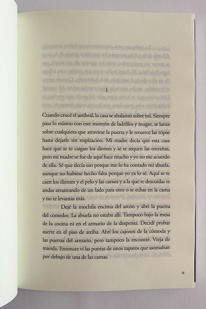 Carcoma, de Layla Martínez - Ediciones Vestigio