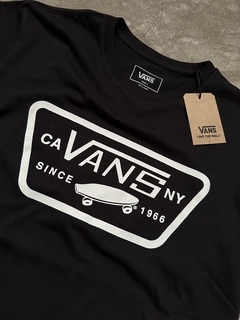 Remera VANS Patch Black - comprar online