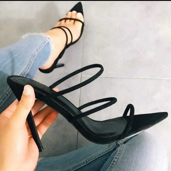 Sandalia estilo tamanco discount