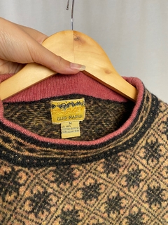 Blusa de lã na internet