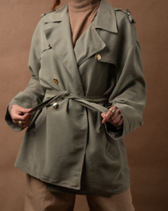 trench coat vintage na internet
