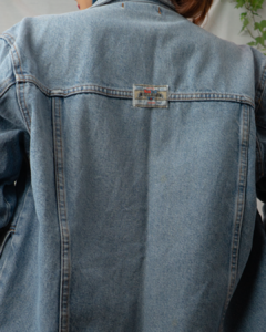 Jaqueta jeans vintage barroco na internet