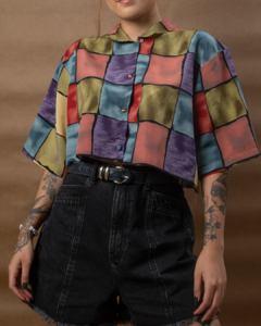 Camisa cropped