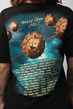 Camiseta Halloween World Tour 2017 - Cherry vintage 