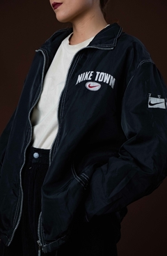 Jaqueta Nike Town vintage