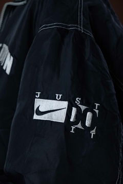 Jaqueta Nike Town vintage - comprar online