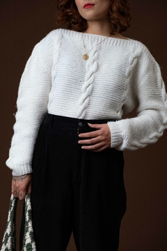 Blusão de lã off-white na internet