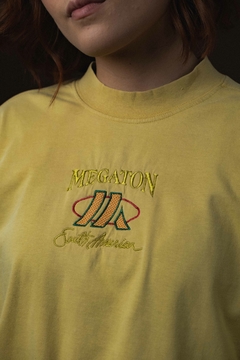 Camiseta Megaton na internet