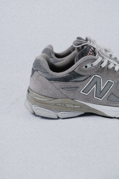 NEW BALANCE 990 V3 na internet