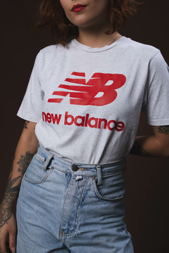 Camiseta New Balance - comprar online