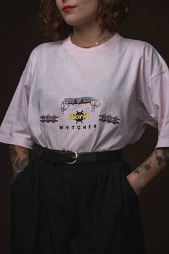 Camiseta Rosa Wytcher na internet