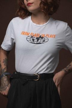 baby tee From Place To Place - comprar online