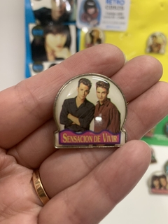 Pin Redondo metal beverly hills 90210 - RETROCOSIS