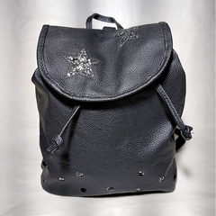 MOCHILA CON ESTRELLA 36X34CM. ART M61-1