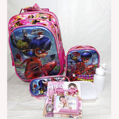 MOCHILA 5 PIEZAS CON CARRO Y LUZ + ACCESORIOS. ART M62-4