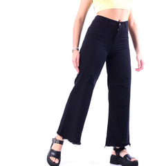 JEANS WIDE LEG CON ROTURA. ART 4200