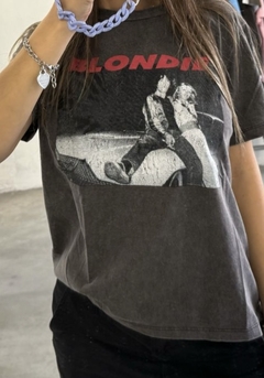 Remera BLONDIE en internet