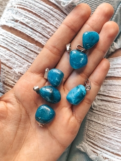Dijes de ágata azul rolados pequeños venta piedras semi preciosas namaste