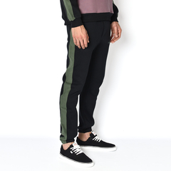 Colors Jogger Negro - comprar online