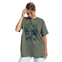 Hakuba Tee Olive - comprar online