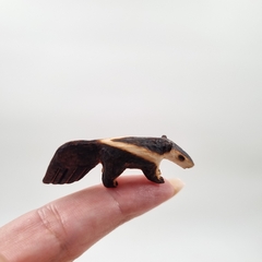 Miniatura Tamanduá de madeira Guarani