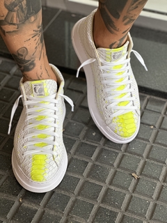 Barcelona croco blanco fluor