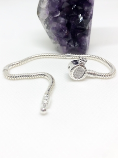 Pulsera con cierre corona y piedras - comprar online