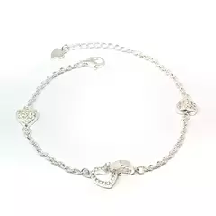 Pulsera corazónes con piedras