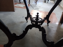 Antigua Mesa Oval de Madera y Marmol de estilo Colonial Gran Tamaño - comprar online
