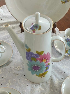 Cafetera en Porcelana Marly Lozadur motivos florales en internet