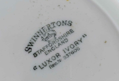Plato Playo en Loza Inglesa Swinnertons Staffordshire flores naranjas en internet