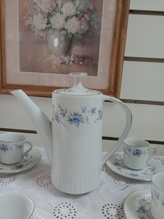 Cafetera en Porcelana Tsuji Flores Azules - comprar online