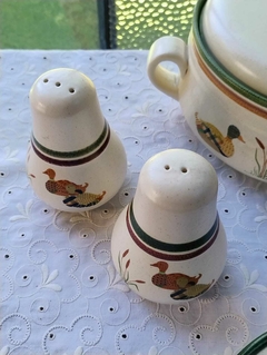 Salero y Pimentero en Ceramica Nacional Decoramik motivo patos - comprar online