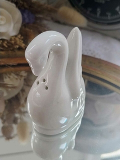 Salero de Porcelana en Forma de Cisne en internet