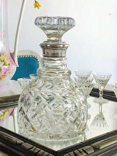 Botellon de Cristal Tallado con Virola de Plata 925